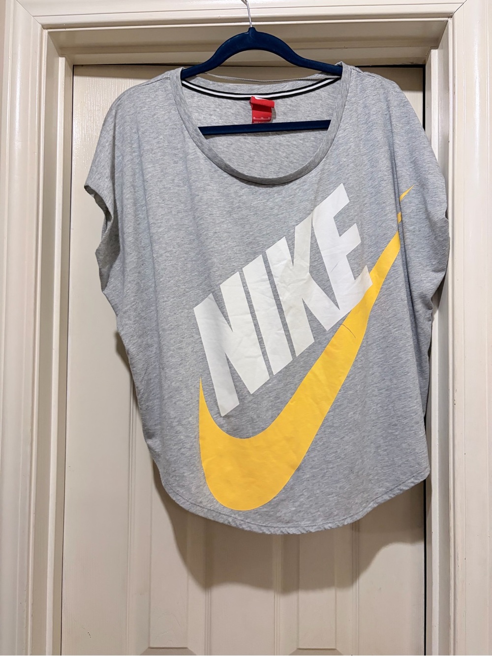 Nike Women’s Light Gray Short Sleeve Tee with Yellow Swoosh